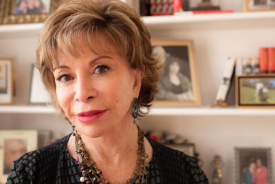 Biografía de Isabel Allende: Escritora y legado literario 161 Biografía de Isabel Allende: Escritora y legado literario
