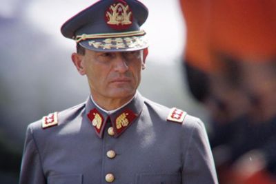 Biografía de Juan Emilio Cheyre: Excomandante del Ejército de Chile 99 Biografía de Juan Emilio Cheyre: Excomandante del Ejército de Chile