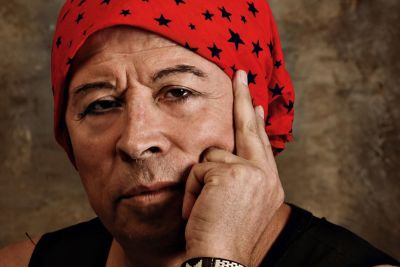 Biografía de Pedro Lemebel: El artista disidente 195 Biografía de Pedro Lemebel: El artista disidente