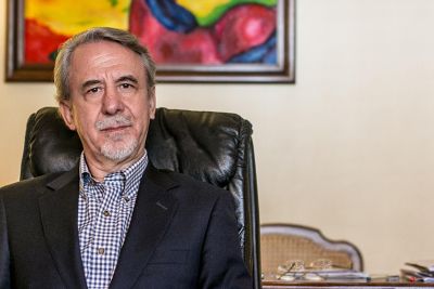 Biografía de Ricardo Capponi: Psiquiatra y Escritor Chileno 228 Biografía de Ricardo Capponi: Psiquiatra y Escritor Chileno