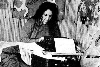 Biografía de Violeta Parra: Cantautora chilena y su legado musical 199 Biografía de Violeta Parra: Cantautora chilena y su legado musical